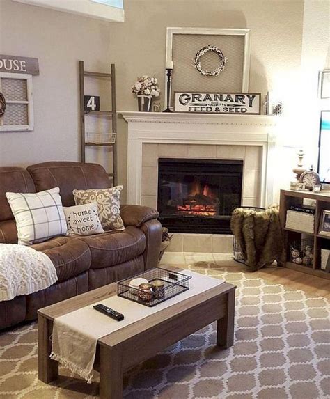 46 Cozy Farmhouse Living Room Decor Ideas That Make You Feel In Village