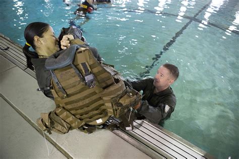Dvids Images Water Survival Training Exercise Image 16 Of 26