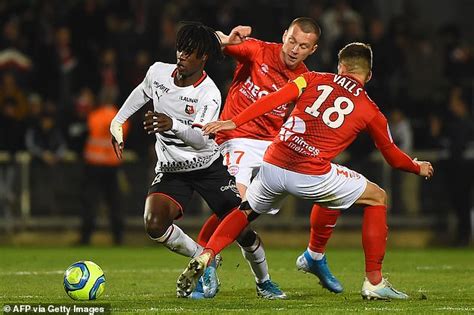 Eduardo camavinga is a mix of intelligence and technique. Real Madrid 'consider £59m offer for Rennes' Eduardo ...