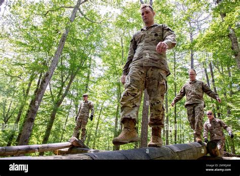 Us Army Soldiers Attending The Advanced Leaders Course At The Us
