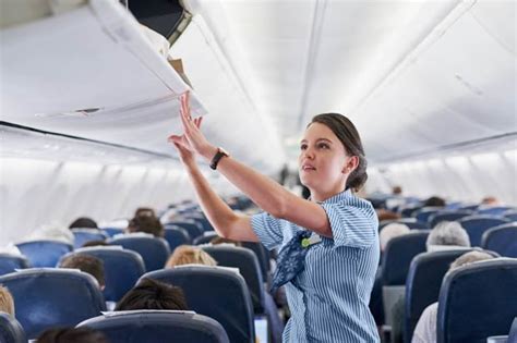 Flight Secrets Pilot Explains Why Passengers Must Avoid Doing This
