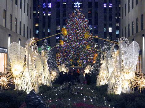 New York City Holiday Lights Extravaganza Walking Tour Getyourguide