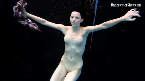 Teens Swim And Strip Nude In Underwater Video Alpha Porno