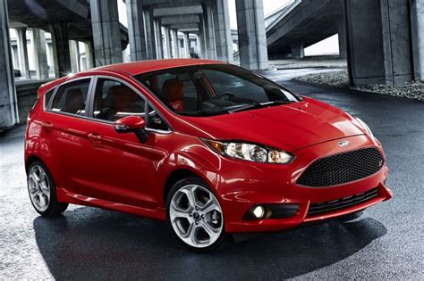 2016 Ford Fiesta Review And Ratings Edmunds