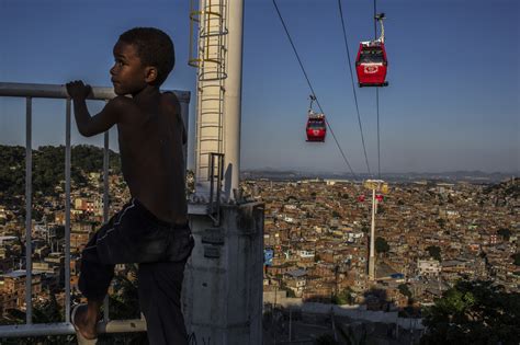 Policiais No Rio Não São Indiciados Na Morte De Menino De 10 Anos The