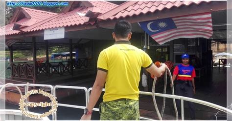 Untuk ke rumah peranginan persekutuan tasik kenyir, tetamu rumah peranginan perlu menaiki bot dari pengakalan gawi yang terletak berhampiran kuala berang. Rpp Tasik Kenyir : This lake shares a common border ...