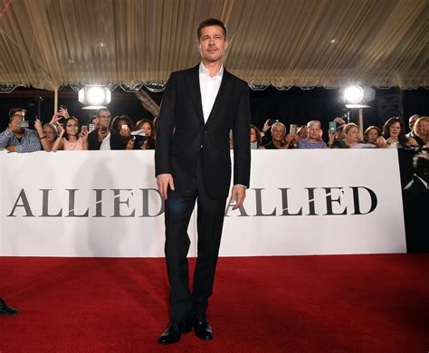 Brad Pitt At Allied La Premiere Pictures November 2016 Popsugar Celebrity