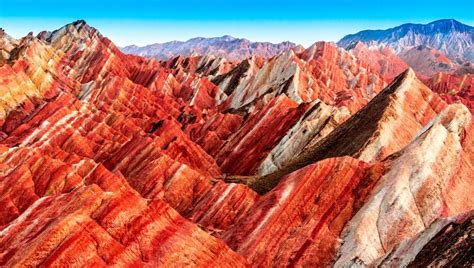 25 Stunning Photos Of The Most Colorful Places On Earth The