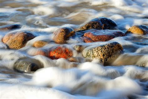 das wasser formt den stein foto and bild landschaft meer and strand natur bilder auf fotocommunity
