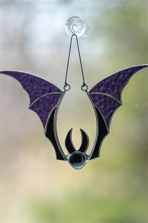 Bright Stained Glass Bat Could Beautify Your Window Stainedglassart Stainedglasssuncatcher
