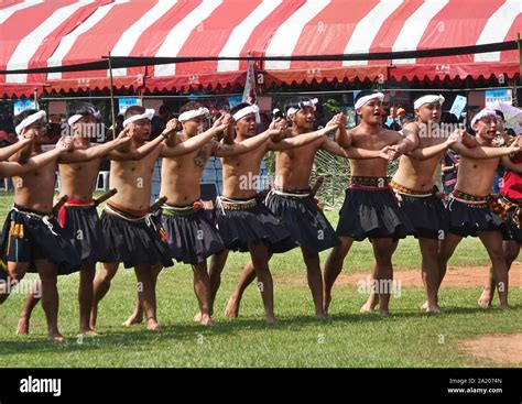 Kaohsiung Taiwan September 28 2019 Young Men Of The Indigenous
