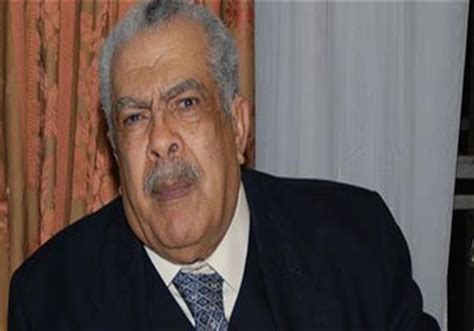 مرايا النقد تحولات التجربة الشعرية عند محمد الشحات، وهو الجزء الثانى من الدراسات. أسرة حسب الله الكفراوي تنفي نبأ وفاته.. وتؤكد: "صحته بخير ...