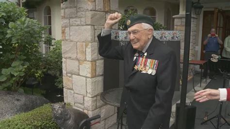 104 Year Old Wwii Vet Is Walking 104 Laps Of His Bc Home To Raise