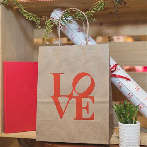 Love T Bag Kraft With Red Love Sign Perfect For Weddings