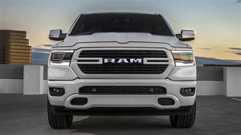 The overall look of the 2019 ram 1500 is still clearly ram with an aggressive amount of ground clearance and clearance in the wheel wells. 2019 Ram 1500 Big Horn Crew Cab Sport Appearance Package ...