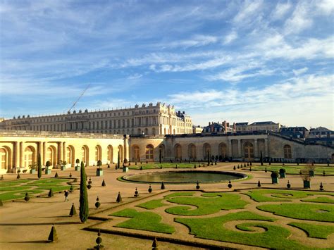 Beauty And Bowel Movements At The Palace Of Versailles