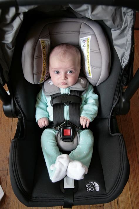 Securing a newborn in a car seat can be intimidating, especially if you've never done it before. Travel System Review: Baby Jogger City GO Infant Car Seat ...