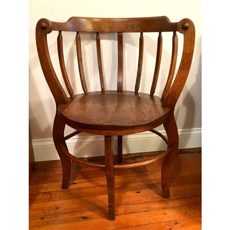 Antique Tiger Oak Round Barrelback Spindle Corner Chair Chairish