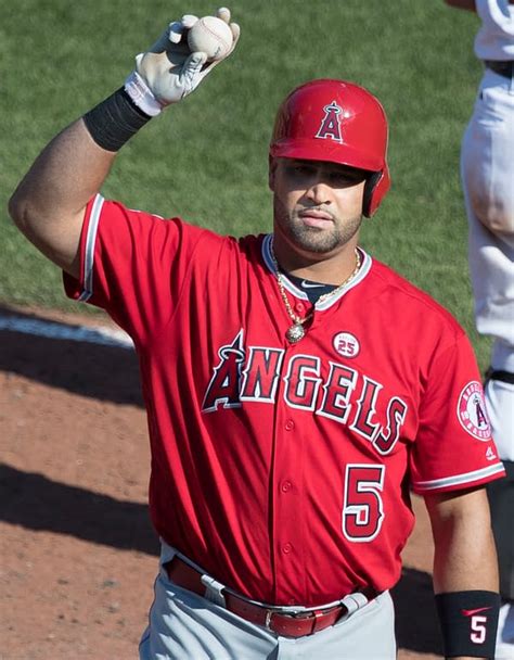 Albert Pujols Becomes The 32nd Player With 3000 Hits