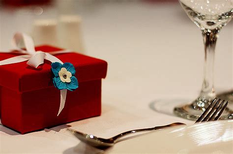 A love is art kit. Unique Anniversary Gifts for Her | For The First Timer ...
