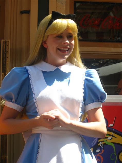 Happy Alice By Disneylizzi On Deviantart