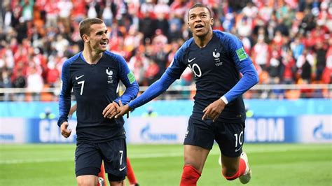 France is the 2018 world cup champion, and it's no surprise that les bleus feature quite heavily in our team of the tournament. 2018 World Cup: Griezmann, Mbappe will kill competition ...