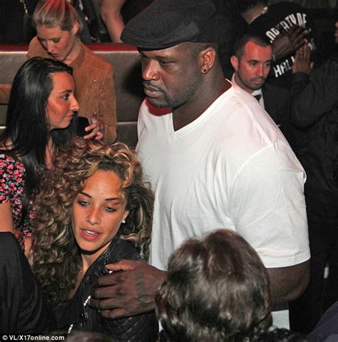 Shaquille Oneal Kisses New Love Laticia Rolle In Paris Nightclub