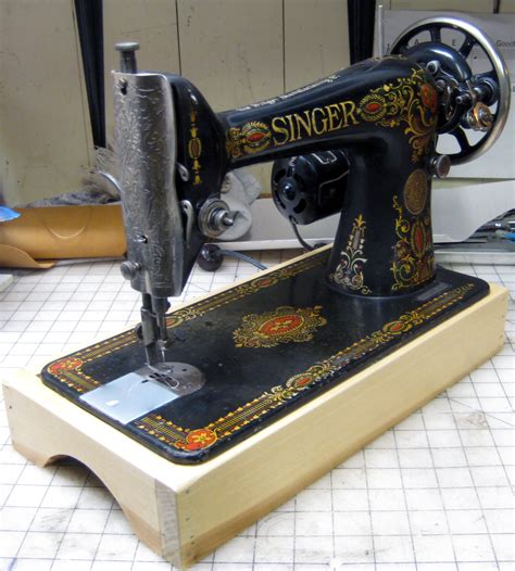 This will be for the needles that are currently in rotation. MI Vintage Sewing Machines: DIY Vintage Sewing Machine Base
