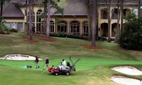 Operator Of Country Club Of The South To Sell To Investment Firm