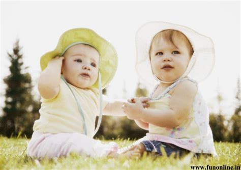 Twin Baby Wallpapers Download Twin Babies Hd Wallpaper Twins Baby