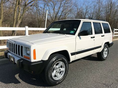 Low Miles Jeep Cherokee Sport Xj Offroad Offroads For Sale