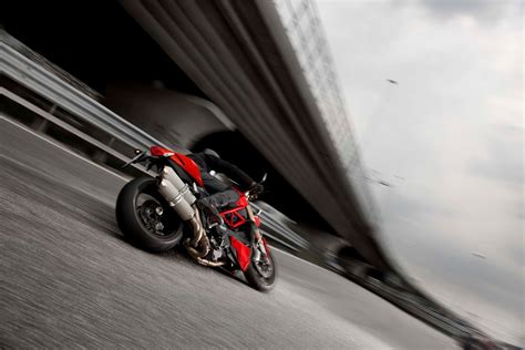 The Ducati Streetfighter 848 Is Spared The Axe For 2015 Asphalt And Rubber