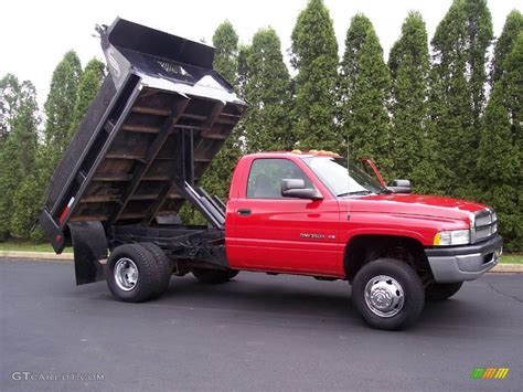 2002 Flame Red Dodge Ram 3500 St Regular Cab Chassis Dump Truck