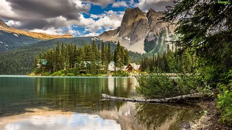 Park Narodowy Yoho Jezioro Emerald Lake Góry Las Drzewa Odbicie