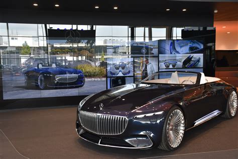 Mercedes Benz Opent Flagship Store In Den Haag AMT