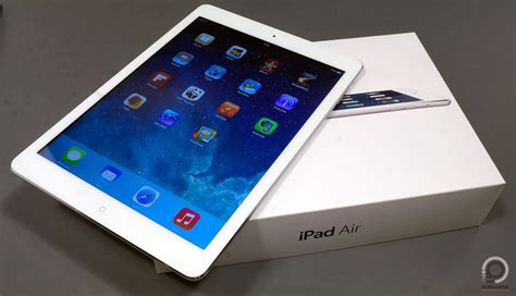 Nice The Ipad Air The Fifth Generation Ipad Tablet Apple Ipad Air Ipad Air New Apple Ipad