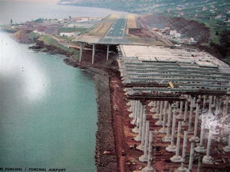 Os aeroportos da madeira, em linha de atuação com a vinci airports em toda a sua rede, prossegue as ações de descarbonização com o objetivo de atingir a neutralidade carbónica (net zero) em 2050. Madeira Shortest International Airport, Portugal