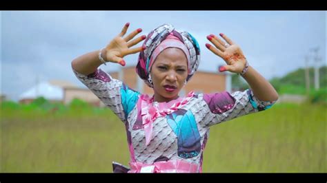 Sabuwar Waka Hanan Gimbiya A Soyayya Latest Hausa Song Original Video 2021 Youtube