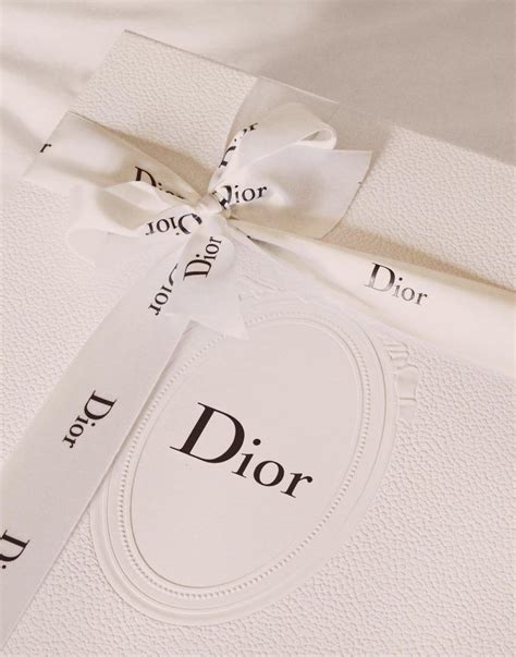 Packaging Design For Dior Cream Aesthetic White Aesthetic Dior