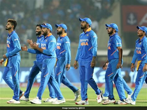 Check new zealand vs india, india tour of new zealand 2020, 1st test match scoreboard, ball by ball commentary, updates only on espn.com. India vs New Zealand: Rohit Sharma Returns, Virat Kohli To ...