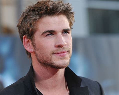 See more of liam hemsworth on facebook. Liam Hemsworth diz que ainda não está pronto para ser pai