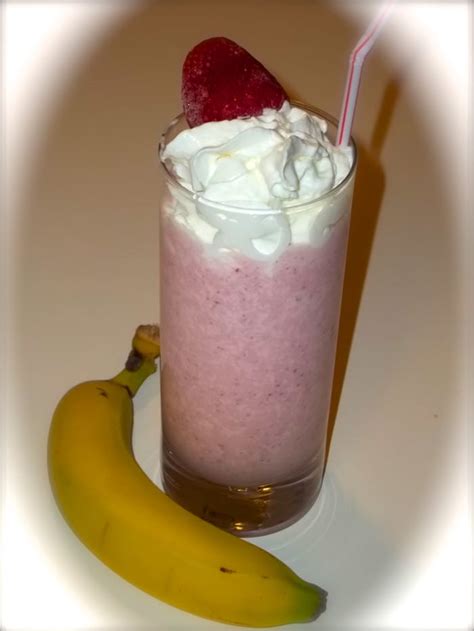 Strawberry Banana Milkshake Recipe Delishably