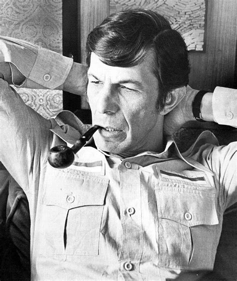 Leonard Nimoy Star Trek Spock Star Trek Tos Tobacco Pipe Smoking