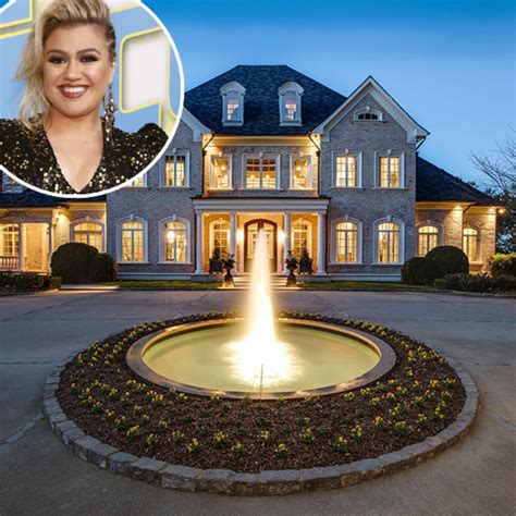 Go Inside Kelly Clarksons 75 Million Tennessee Mansion