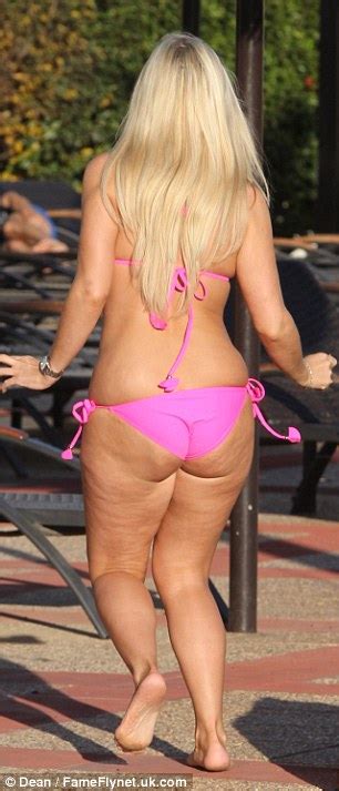 Frankie Essex Flaunts Her Fuller Figure As She Dons Hot Pink Bikini