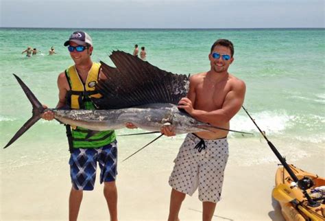 Why Should You Go Fishing In Destin Fl Destin Florida