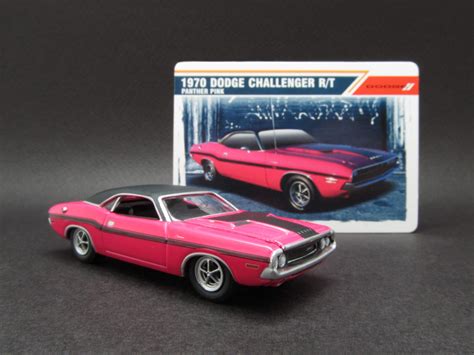 Diecast Hobbist 1970 Dodge Challenger Rt