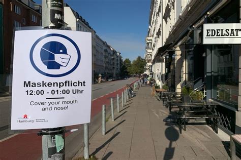 In den öffentlichen verkehrsmitteln ist das tragen eines mundnasenschutzes vorgeschrieben. Verschärfte Maskenpflicht: Absurd oder sinnvoll? | FINK ...