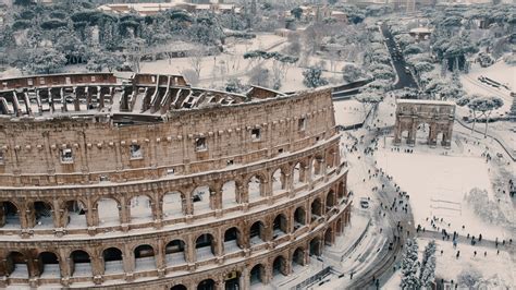 Rare Snowfall Covers Romes Monuments