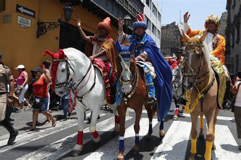 Three Kings Day Bajada De Reyes In Peru Maximo Nivel